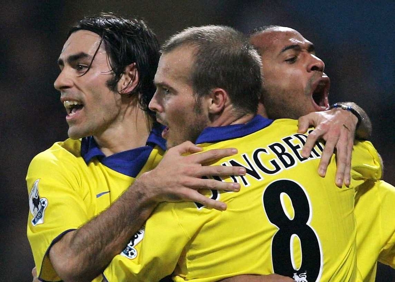 Freddie Ljungberg wants to see more signings like Thierry Henry and Robert Pires before he inks a new deal