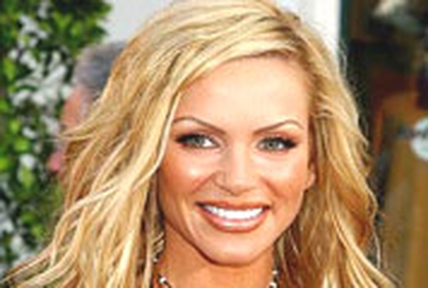 Ziering - Voted off the island