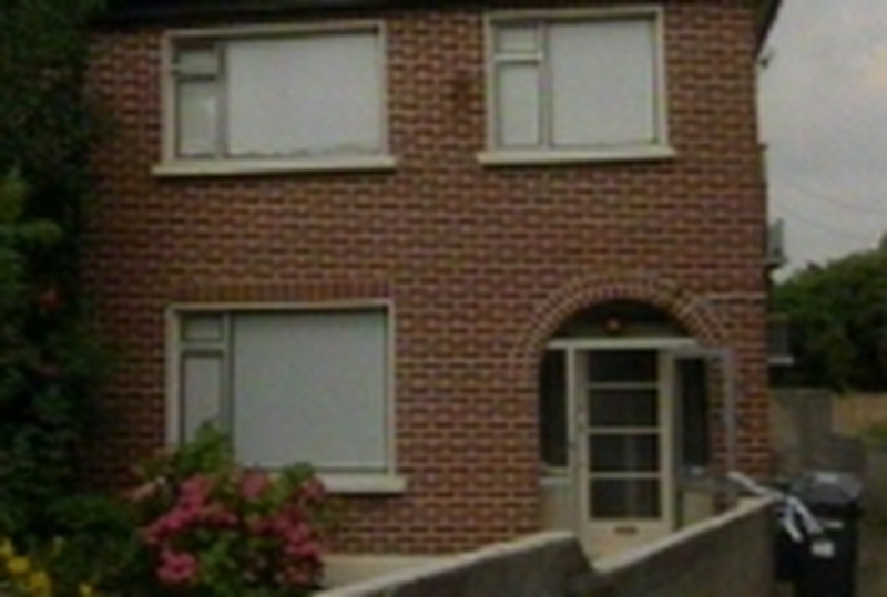 Raheny - Two gardaí stabbed