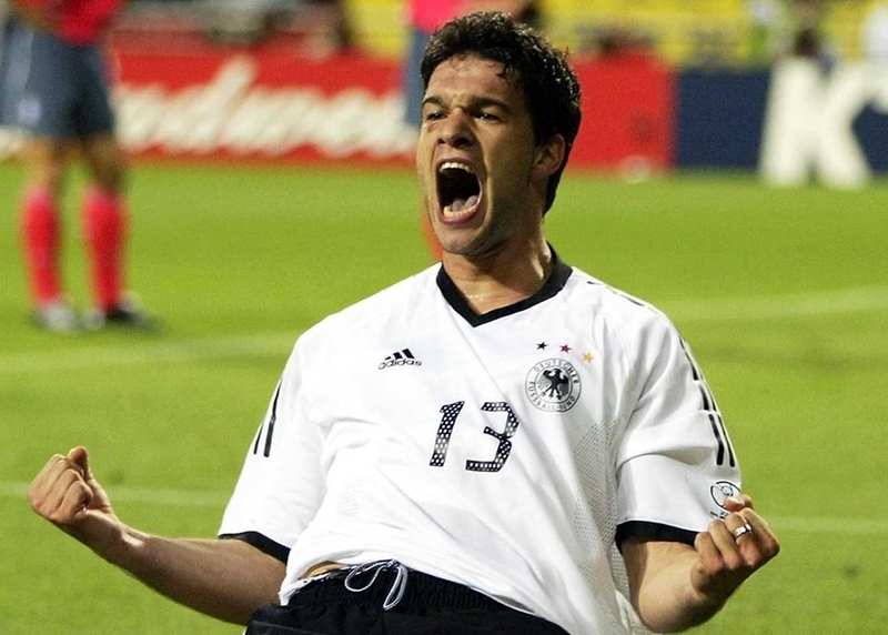 Michael Ballack looks set to move to Stamford Bridge before the World Cup begins