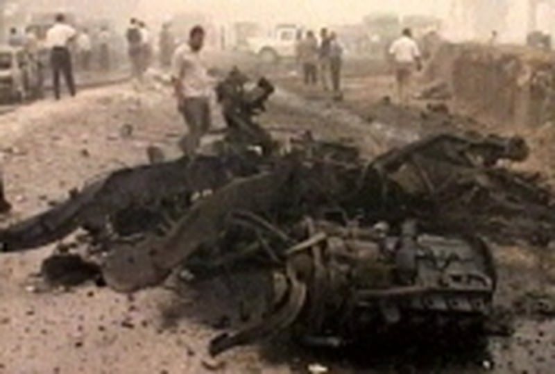 Baghdad - 25 killed in car bombing