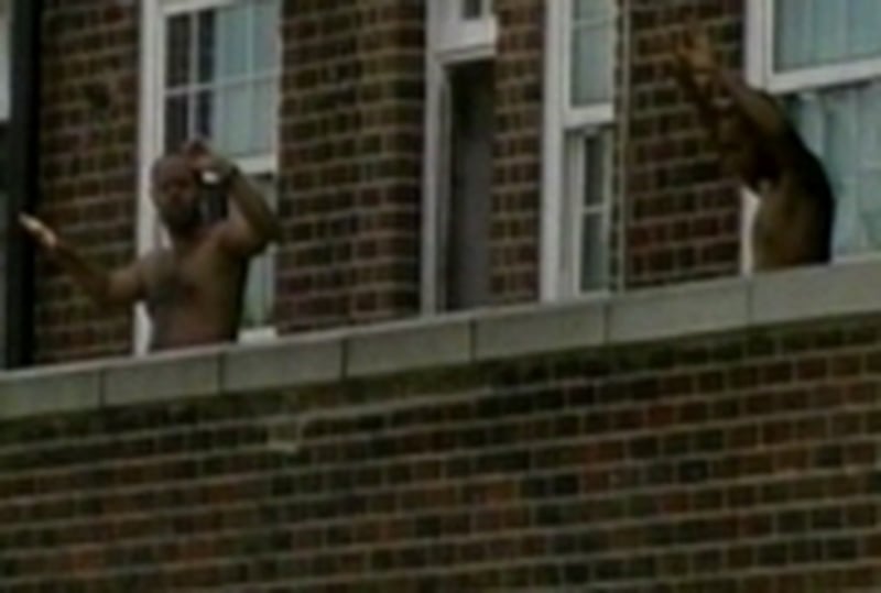 London - Suspected bombers arrested