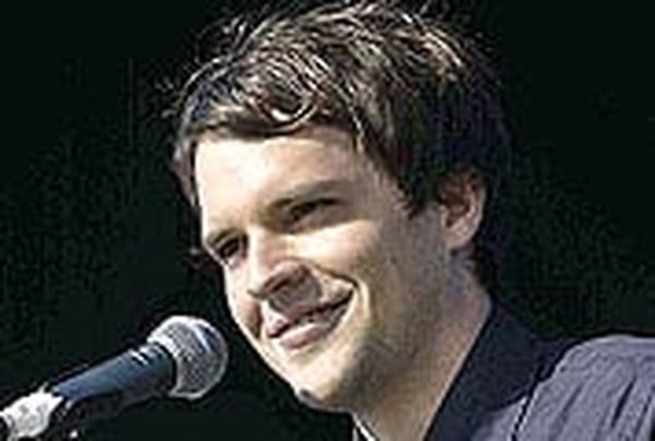 Flowers - Reported to have married in secret