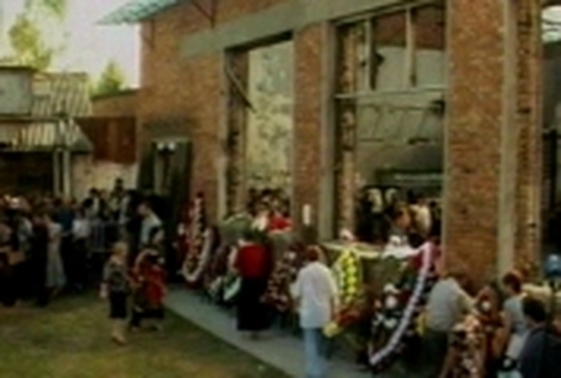 Beslan - Ceremonies mark anniversary