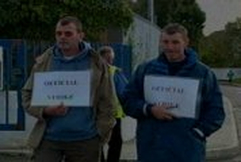 ESB - Network technicians picketing depots