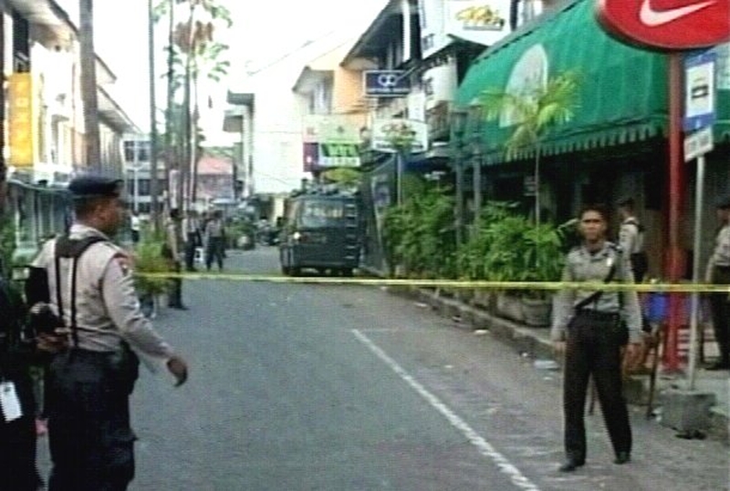 Bali - Arrest in triple attack probe