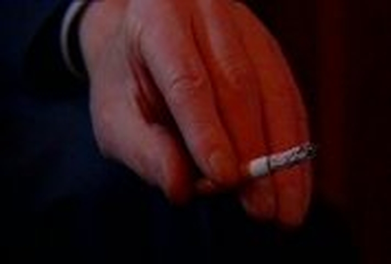 Smoking - NI ban to start in 2007