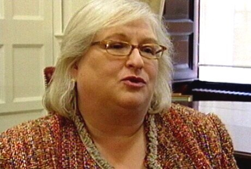 Síle de Valera - No pressure to stand down