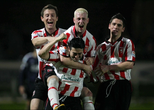 Derry City's Peter Hutton celebrates scoring his goal with team-mates Clive Delaney, Stephen O'Flynn and Mark Farren