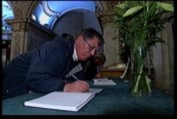 Belfast - Fans have been signing the Book of Condolences