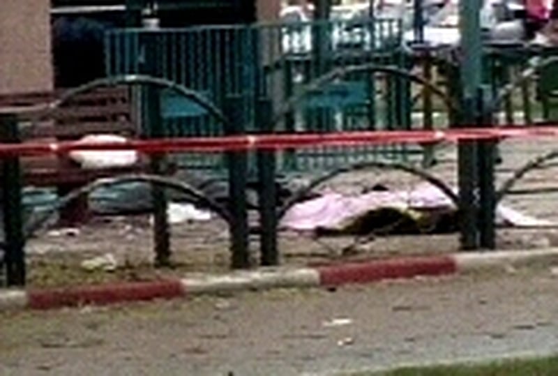 Netanya - Air strike follows mall bombing