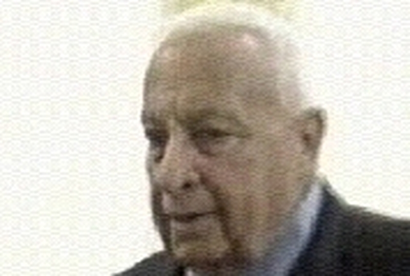 Ariel Sharon - At cabinet on Saturday