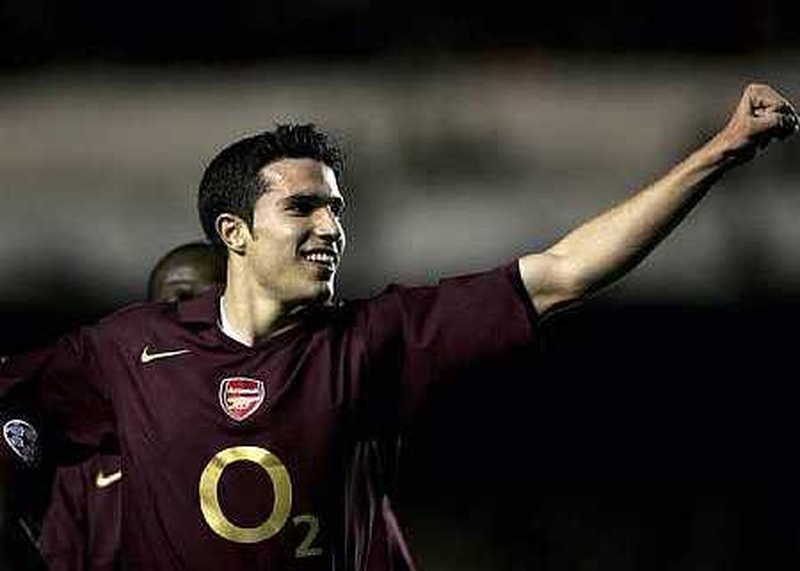 Robin van Persie's free-kick in extra-time looked to have sent the Gunners to the final