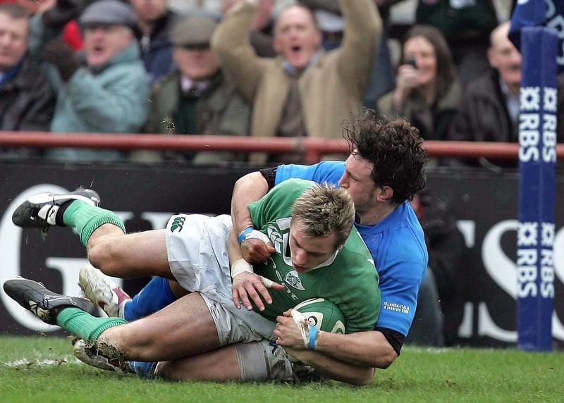 Tommy Bowe scored the vital try against the Italian side at Landowne Road this afternoon
