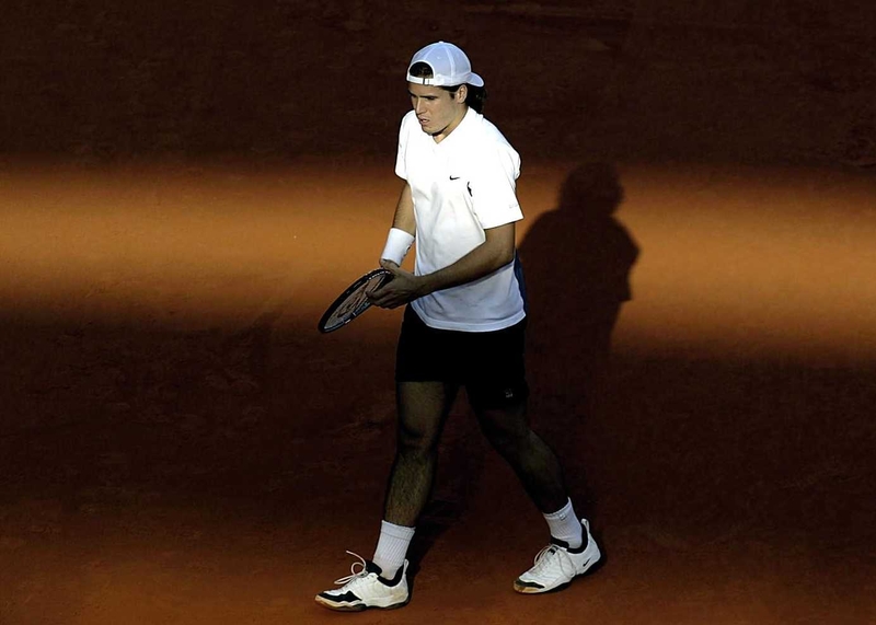 Germany's Tommy Haas moved into the last eight beating David Nalbandian