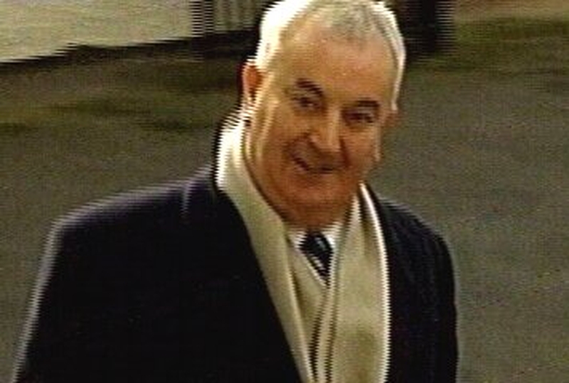 GV Wright - Admits failing to disclose donations