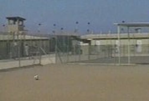 Guantanamo Bay - Clashes between detainees &amp; guards