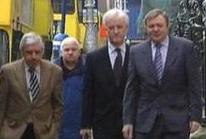 Teachers' union chiefs - Calls for unions to merge