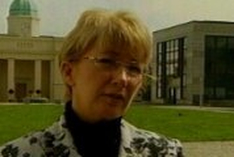 Mary Hanafin - To press ahead with reports
