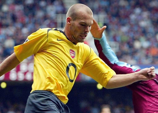 Freddie Ljungberg was involved in a heated debate with Olof Mellberg