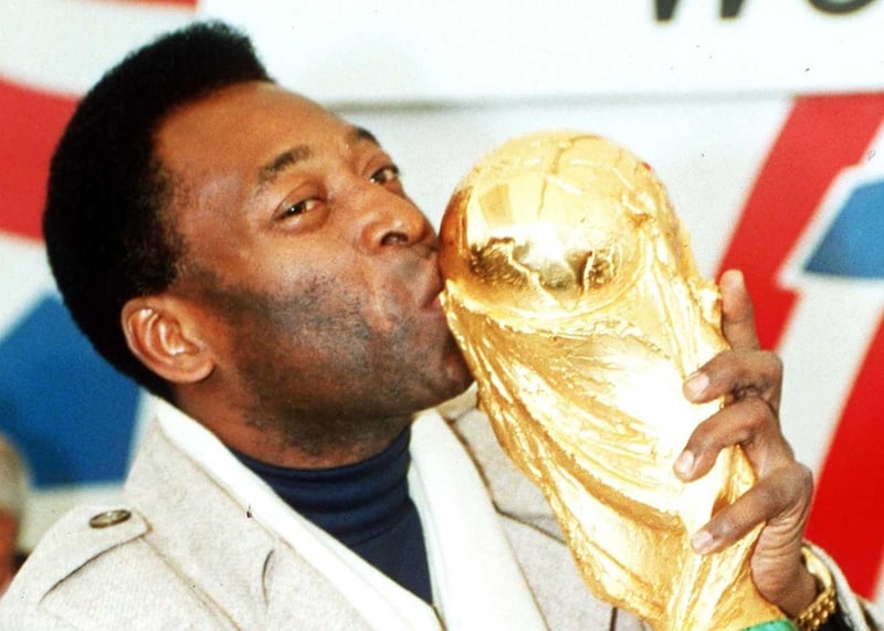 Pelé will apear on the Late Late Show this coming Friday