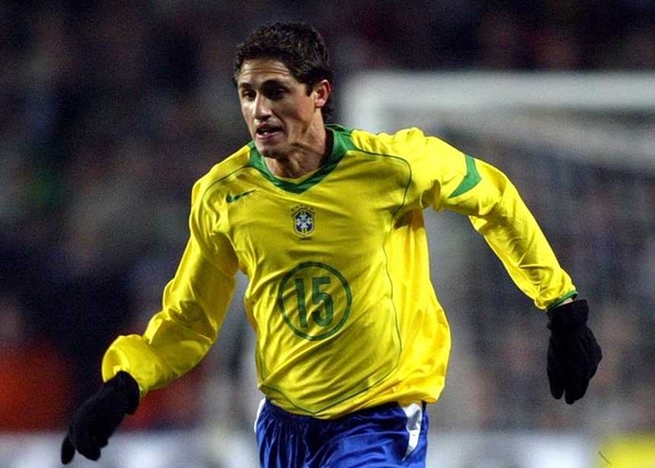 Edmilson's World Cup hopes have been dashed