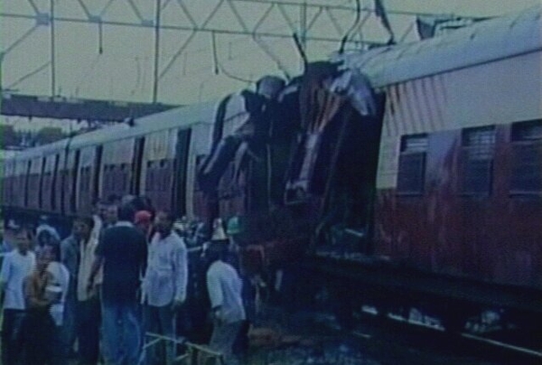 Mumbai - Seven blasts target rail network