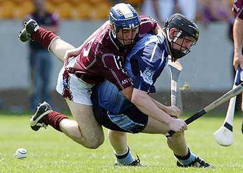 Dublin's Ronan Fallon (r) and Westmeath's Brian Smyth (l) tussle for posession in Tullamore