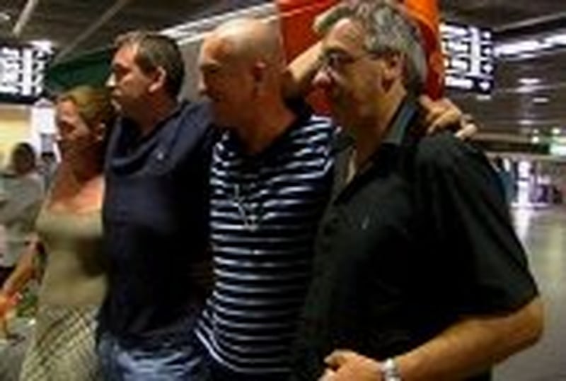 Dublin Airport - Irish citizens arrive home