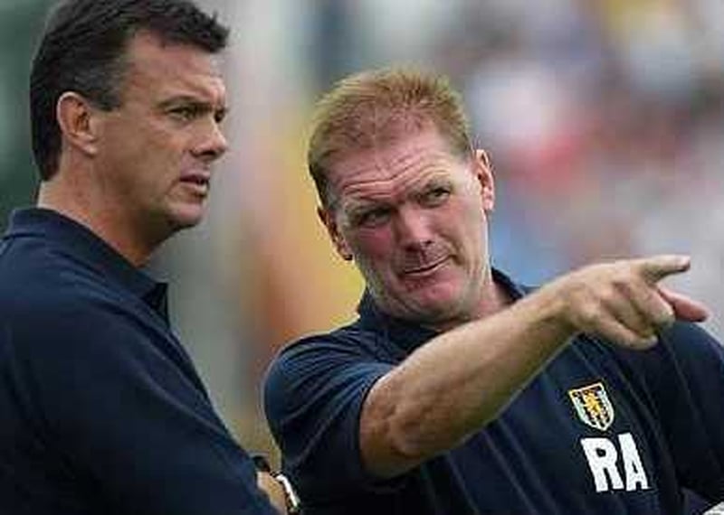 Roy Aitken (right) has thrown his hat into the ring to replace David O'Leary (left)