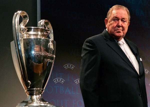 Lennart Johansson is opposed to reducing the number of Premiership clubs in the Champions League
