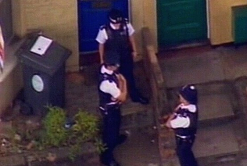 London - Police get more time to quiz suspects