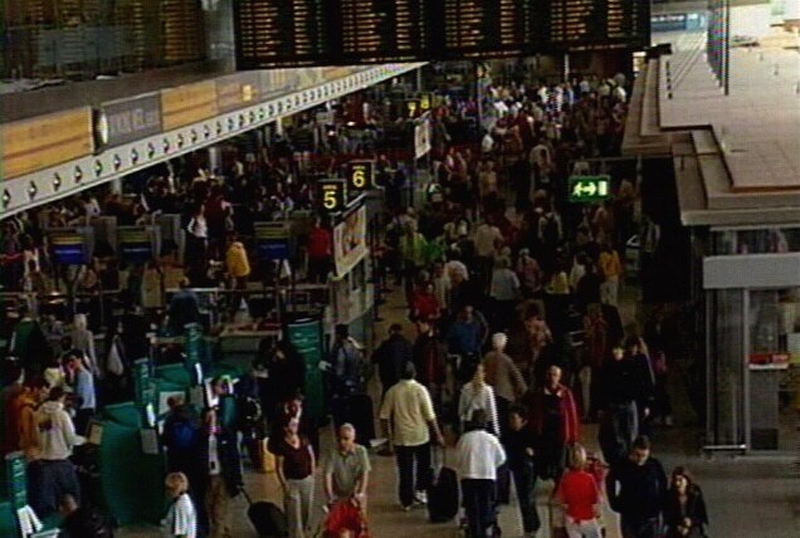 Dublin Airport - Flights returning to normal