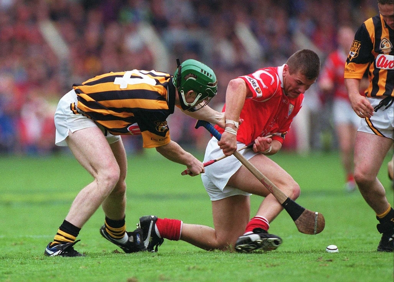 Diarmuid O'Sullivan and Henry Shefflin do battle in the 1999 final