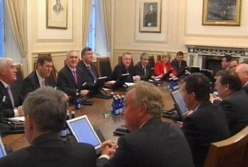 Cabinet - FF, FG &amp; PD support up in poll