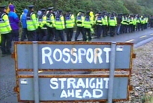 Co Mayo - 110 gardaí at terminal site