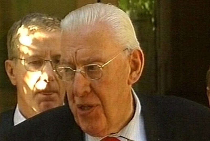 Ian Paisley - Dispute over policing pledge