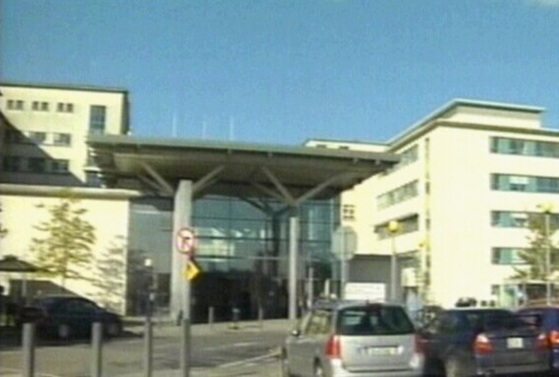 UCH Galway - Prisoner escaped through window