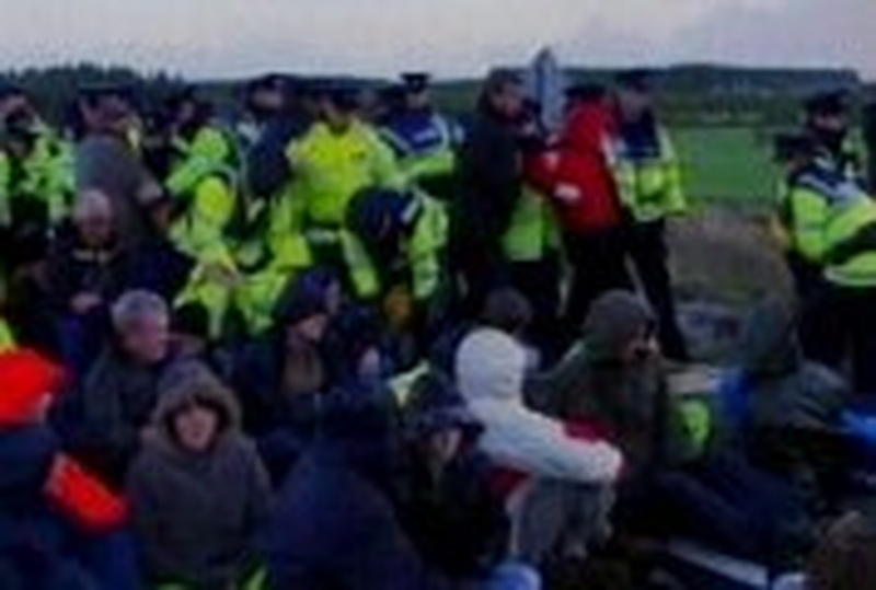 Bellanaboy - Protest at Shell site