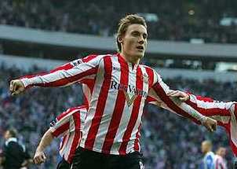 Dean Whitehead will be out until at least January