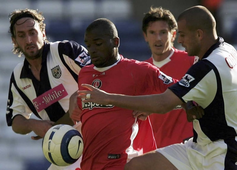 Charlton hope to have Darren Bent fit