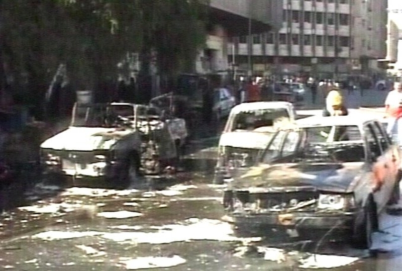 Baghdad - Double car bomb attack