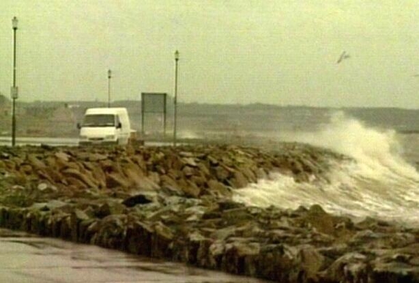 Severe weather - Drivers urged to take care