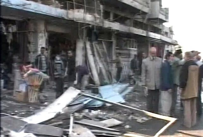 Baghdad - Bomber targets labourers