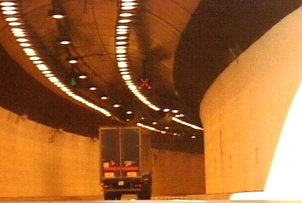 Dublin - Port Tunnel was closed