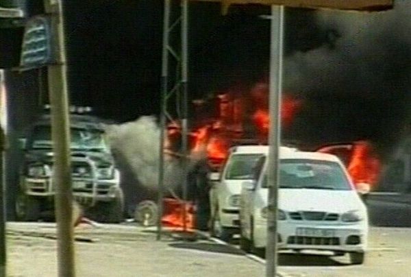 Gaza - Gunfights rattle ceasefire