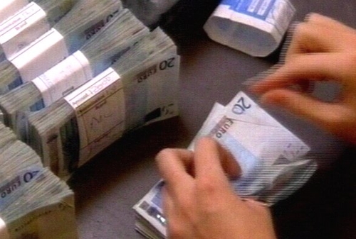 Cash - '100% cocaine trace level'