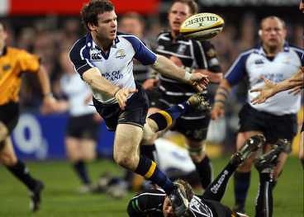 Irish centre Gorden Darcy intends to stay with Leinster despite the disruption to the Heineken Cup