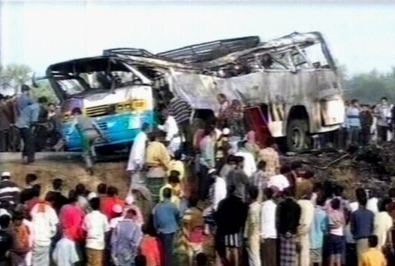 Comilla - Bus fire kills 41