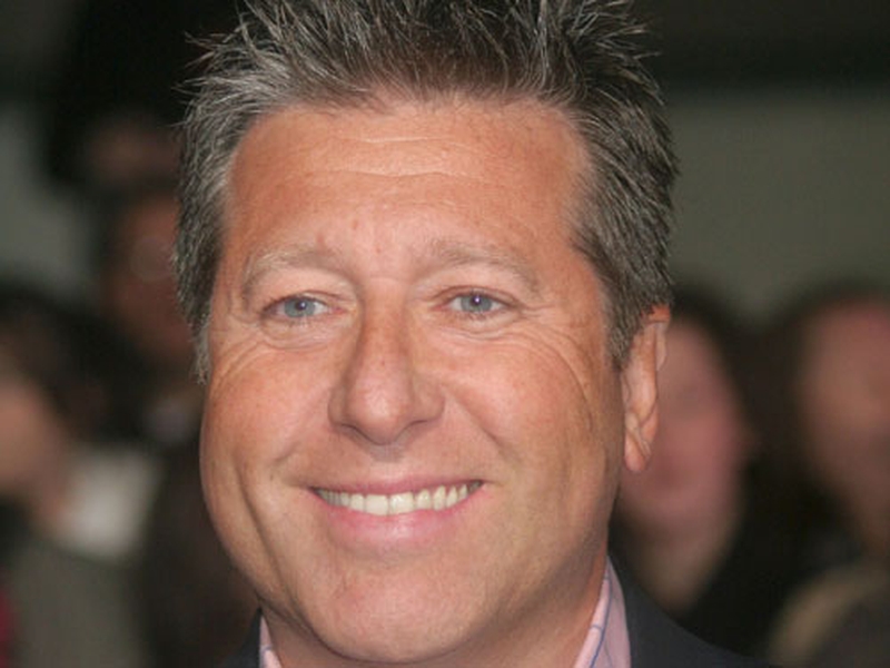 Fox - Has left the skating show